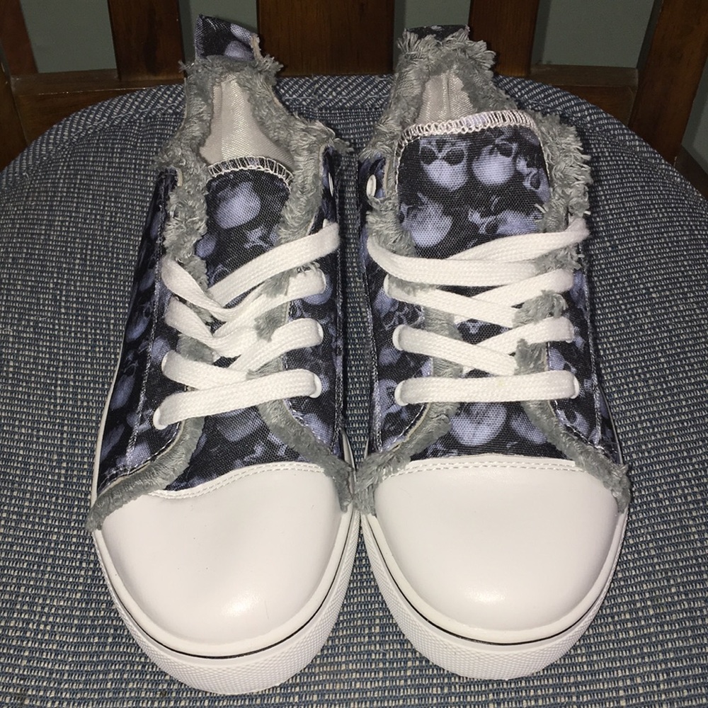 Skeleton 💀 Shoes